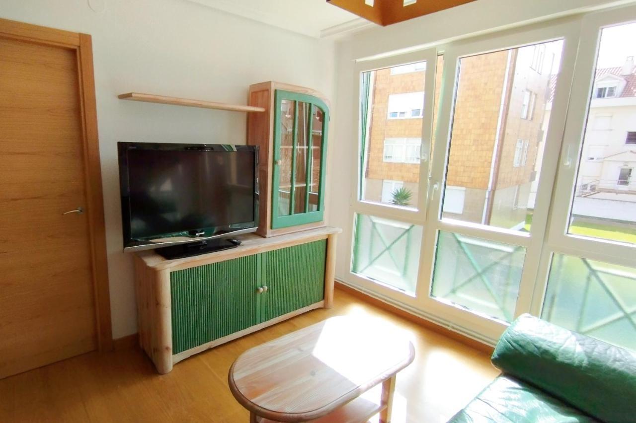 Apartamento con piscina a 100 metros de la playa en Somo Exterior foto