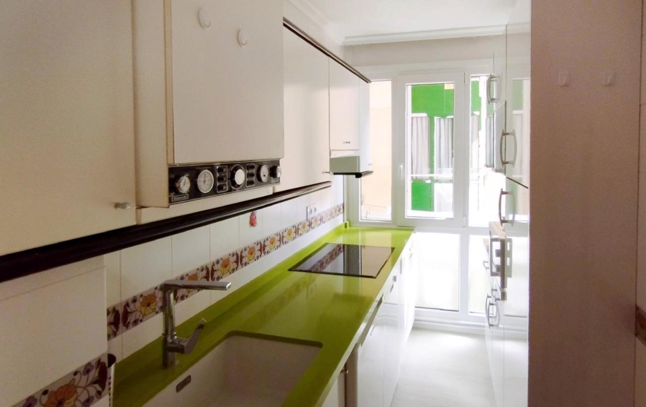 Apartamento con piscina a 100 metros de la playa en Somo Exterior foto